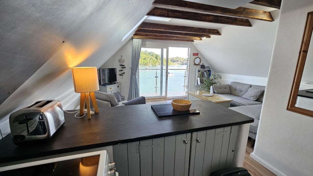 The Boathouse Saint Mawes Exterior photo
